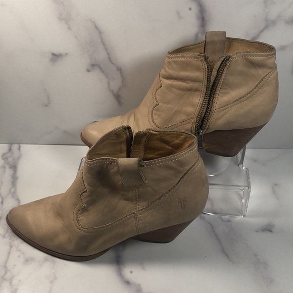 FRYE REINA Western Ankle Side Zip Bootie Neutral Leather, Size 7.5M - Picture 8 of 14